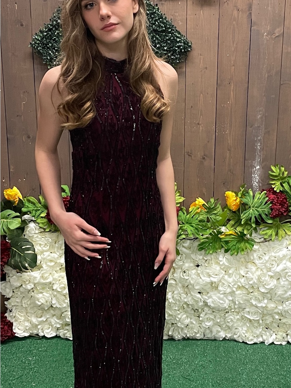 Stenay Sleeveless High-Neck Burgundy Sequin Prom Gown